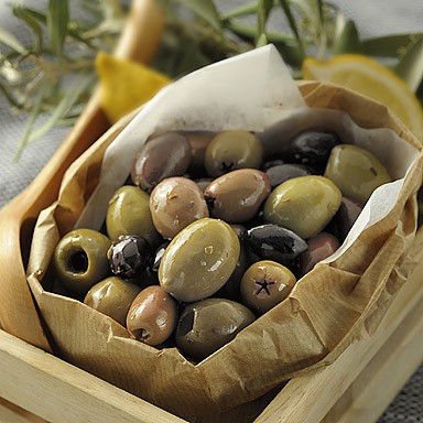 Mixed Pitted Country Olives